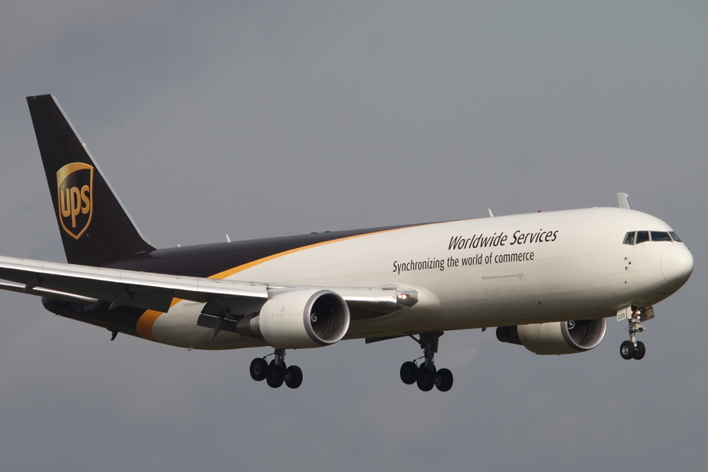 United Parcel Service (UPS) Boeing 767-34A(ER/F) N335UP
