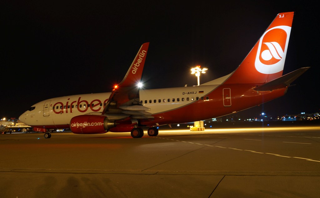 D-AHXJ Air Berlin (opr.byTui) 737-700