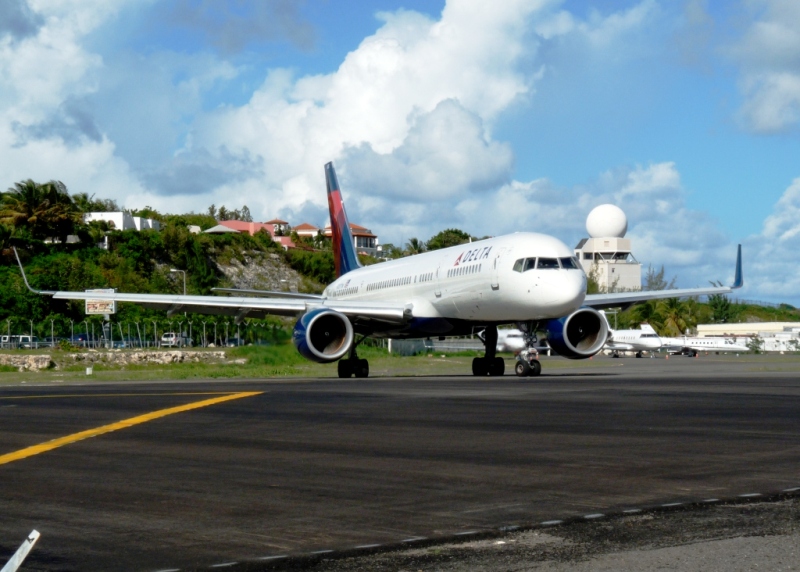 Delta B757-2Q8WL N707TW