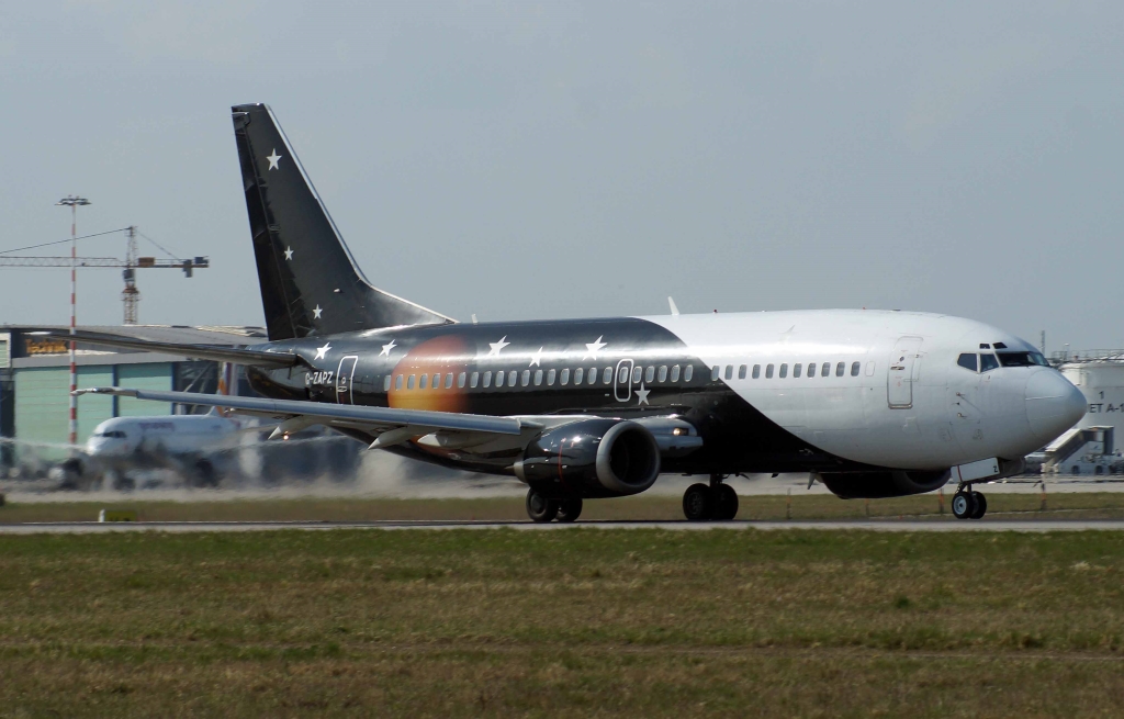 G-ZAPZ Boeing 737-33A Titan Airways
