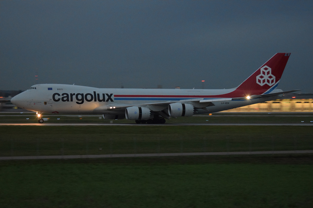 Cargolux Airlines International / Boeing 747-8R7F / LX-VCH