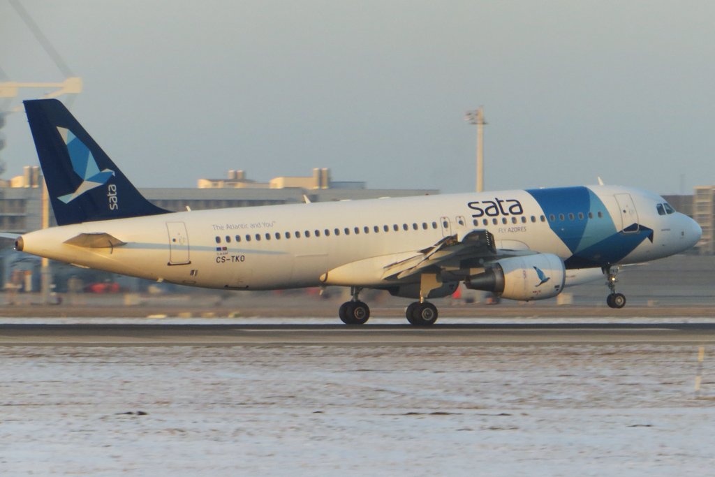 CS-TKO SATA Airbus A320-214