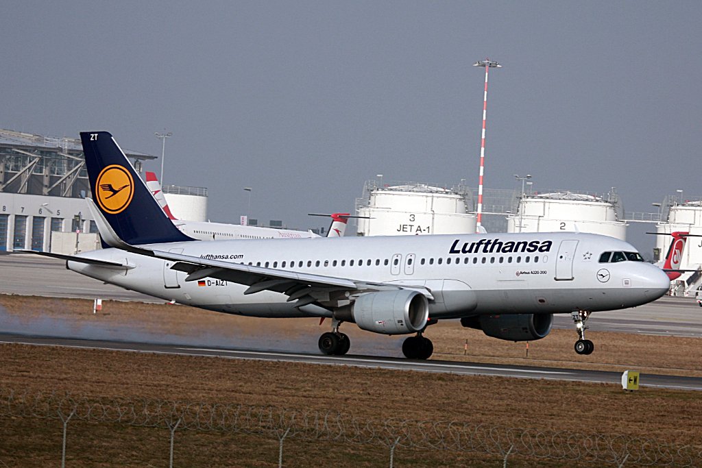 Lufthansa, D.AIZT, A320-200