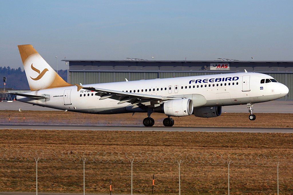 Freebird, TC-FBH, A 320-214
