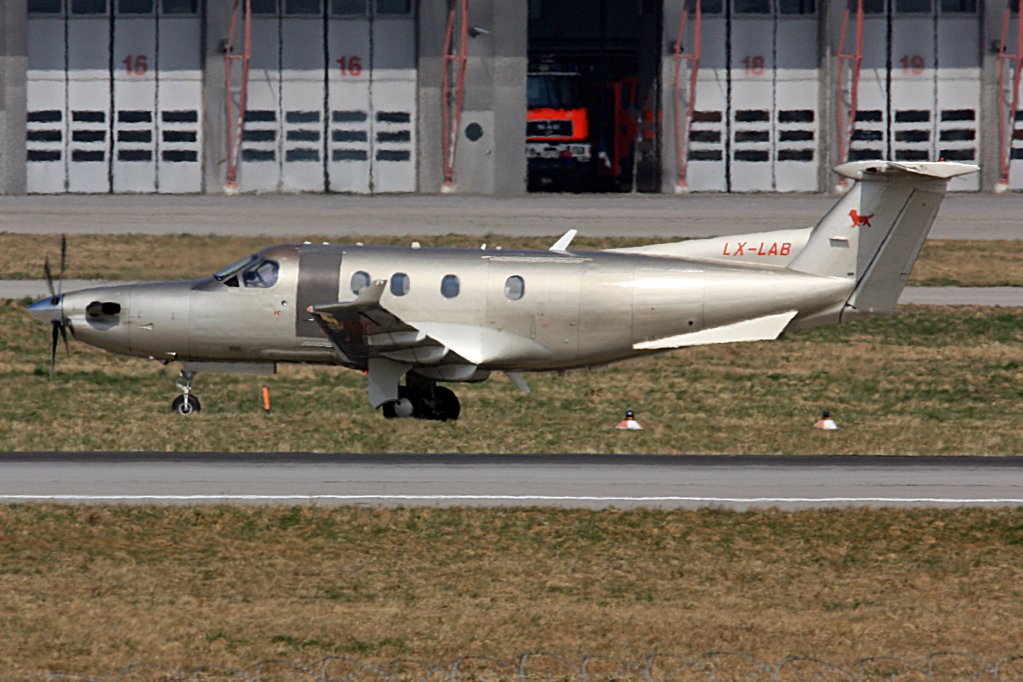 LX-LAB, Pilatus PC 12/45
