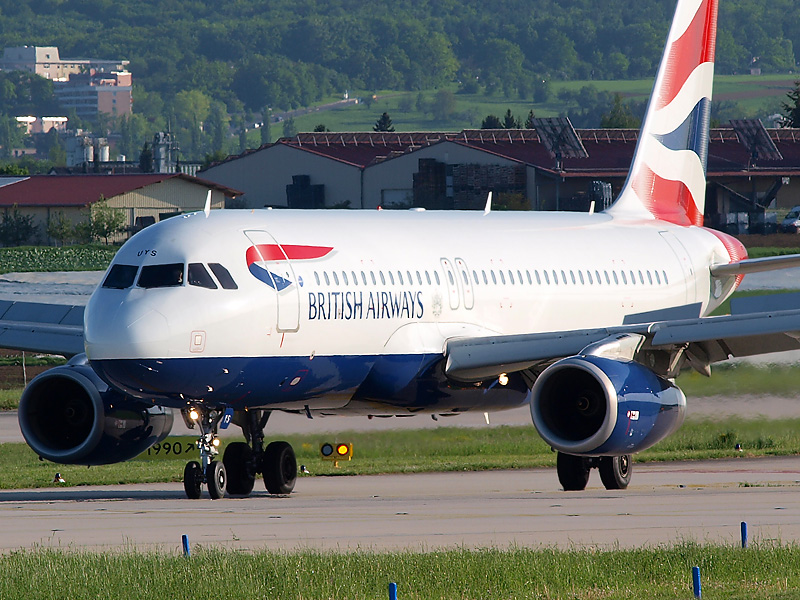 G-EUYS British Airways Airbus A320-232.jpg