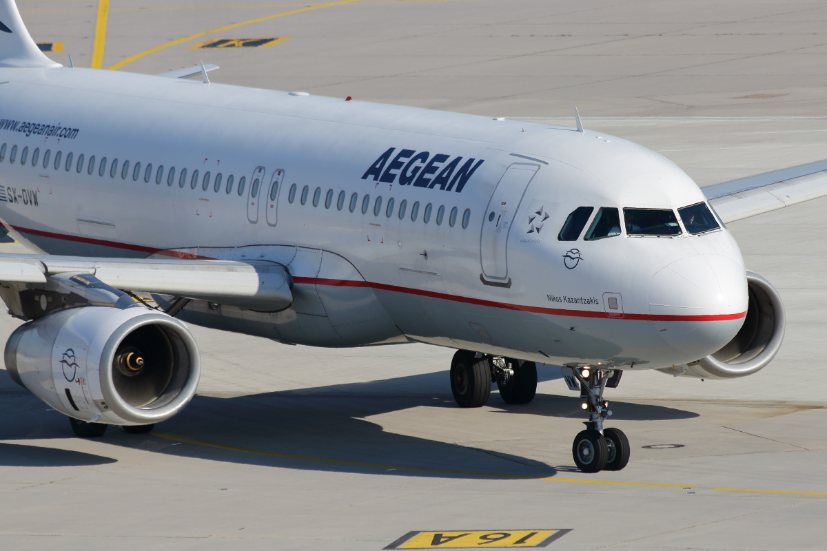 SX-DVW_Aegean_A320-232.JPG