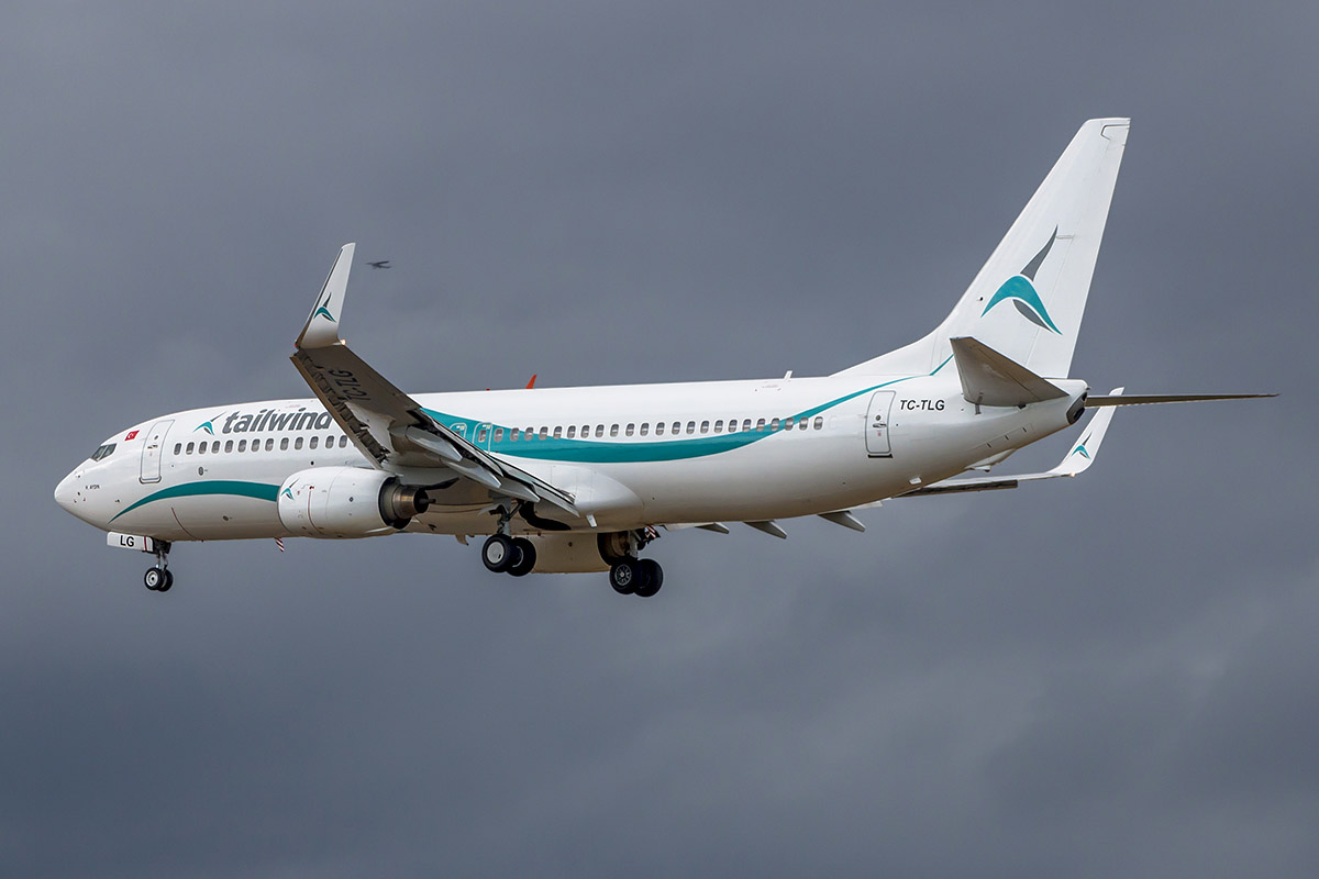 TC-TLG, Tailwind Airlines, Boeing 737