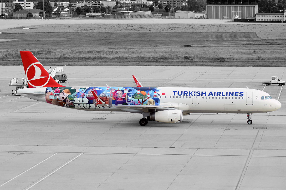 Turkish Airlines A321 in der Eid Mubarak Livery