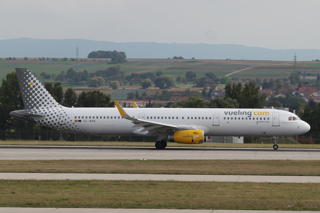 Vueling Airbus A321-231 EC-MHB