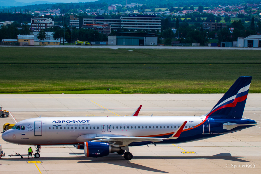 Aeroflot / Airbus A320-214 (VQ-BST)