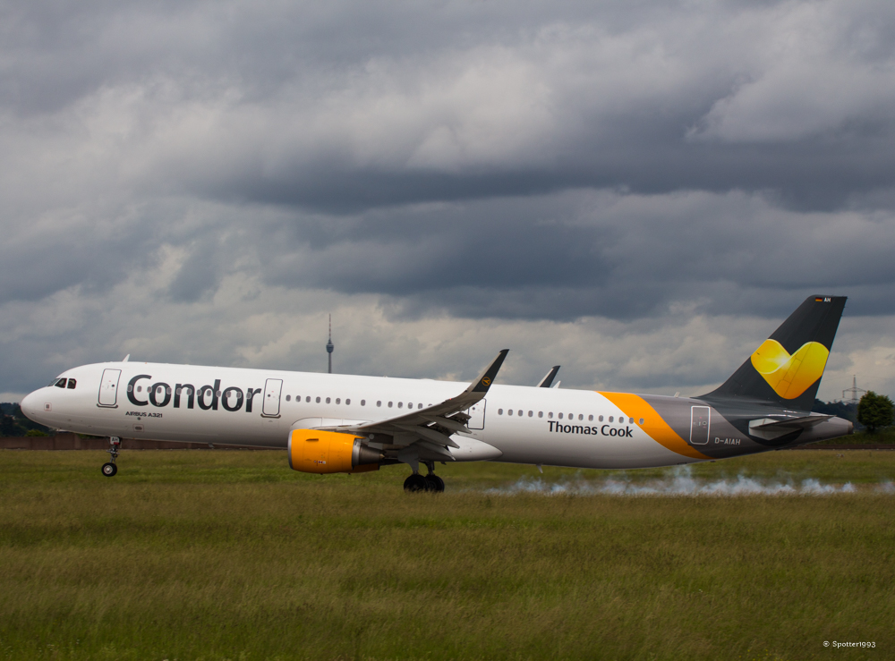 Condor / Airbus A321-211 (D-AIAH)