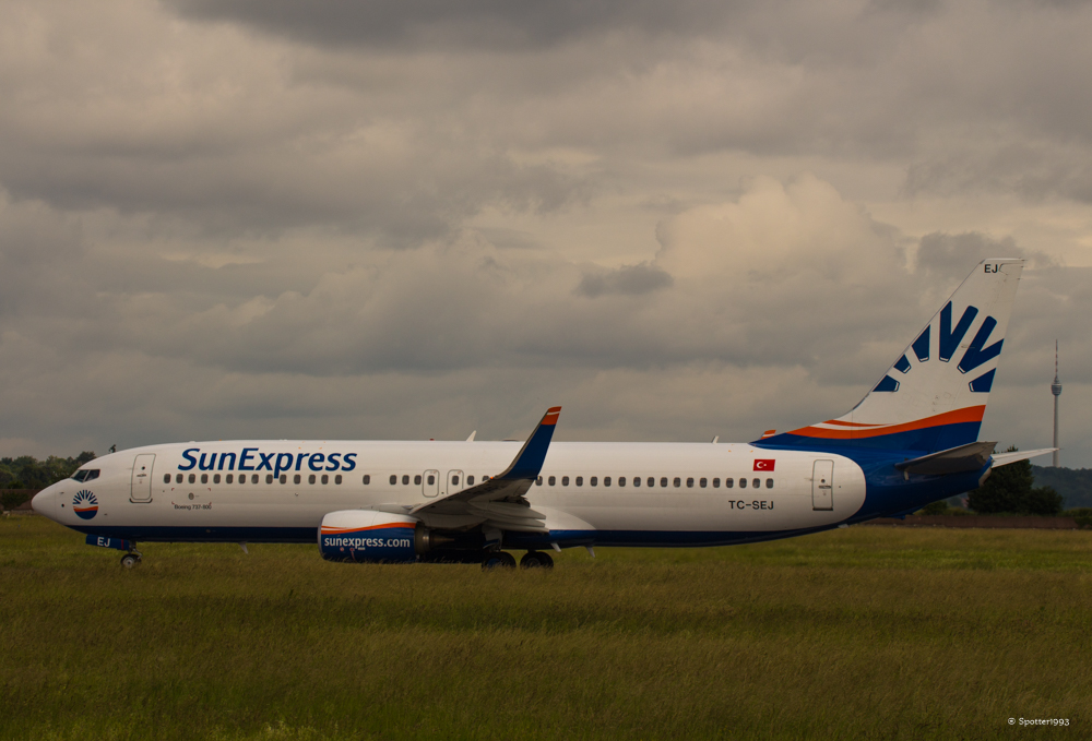 SunExpress / Boeing 737-8HC (TC-SEJ)