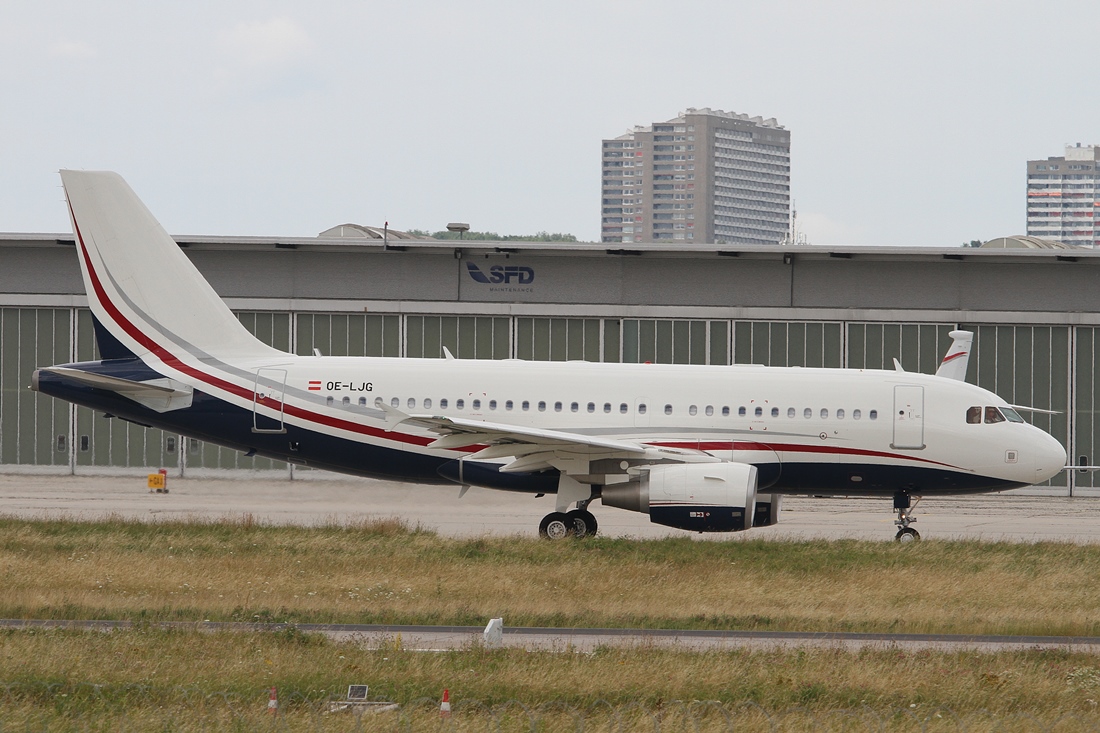 MJet Airbus A319-115X (CJ) OE-LJG