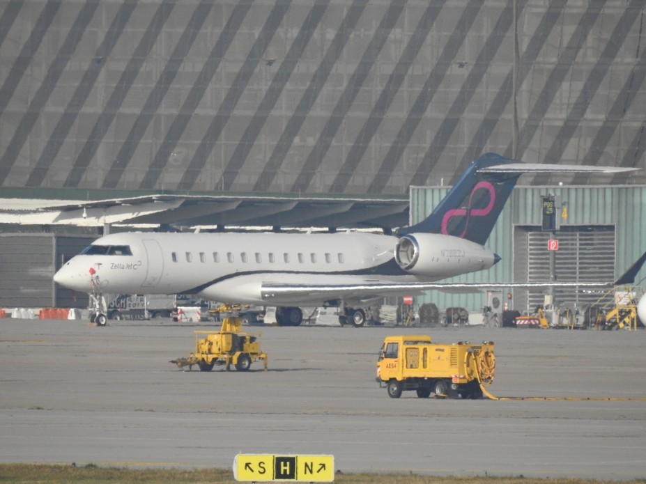 Mehr oder weniger ein Notschuss von Zetta Jet, mir ist leider kein besseres Foto gelungen, aber der Vollständigkeit halber