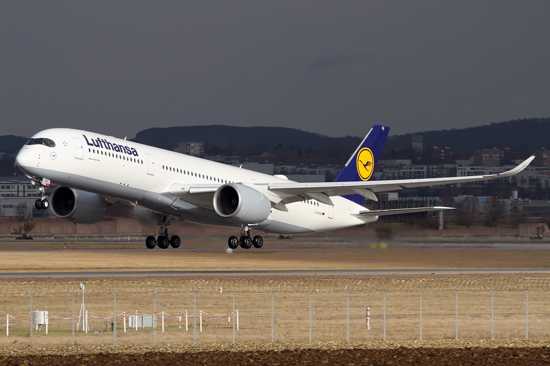 Lufthansa Airbus A350-941 D-AIXA