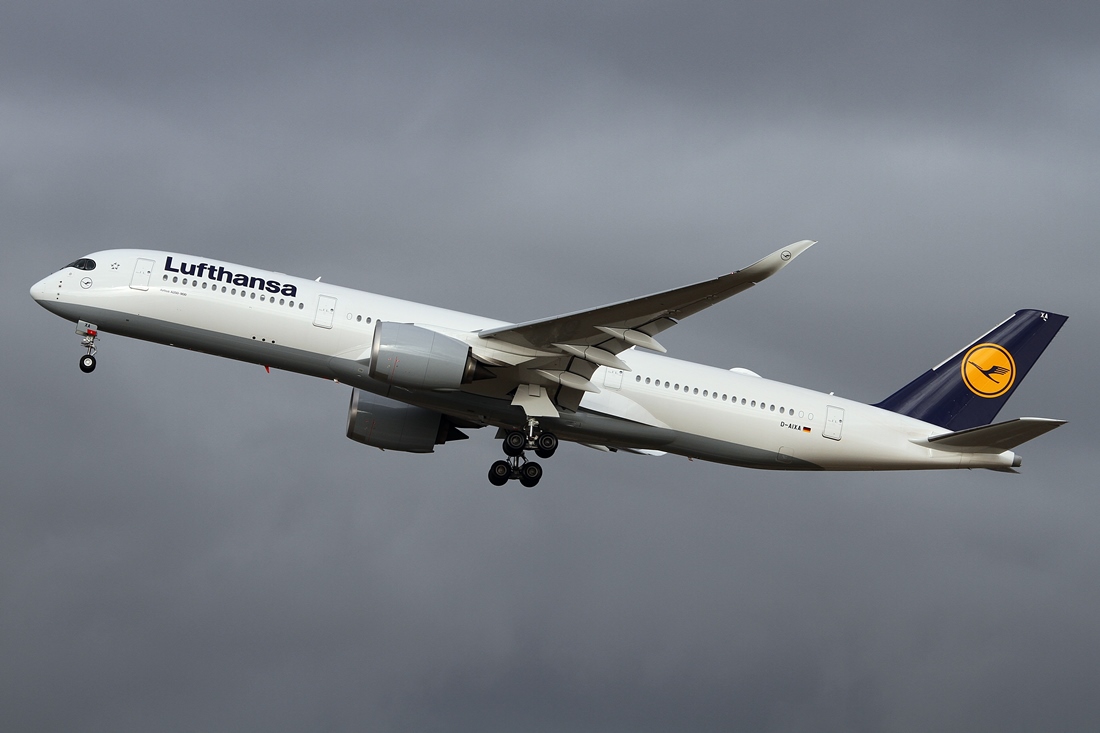 Lufthansa Airbus A350-941 D-AIXA