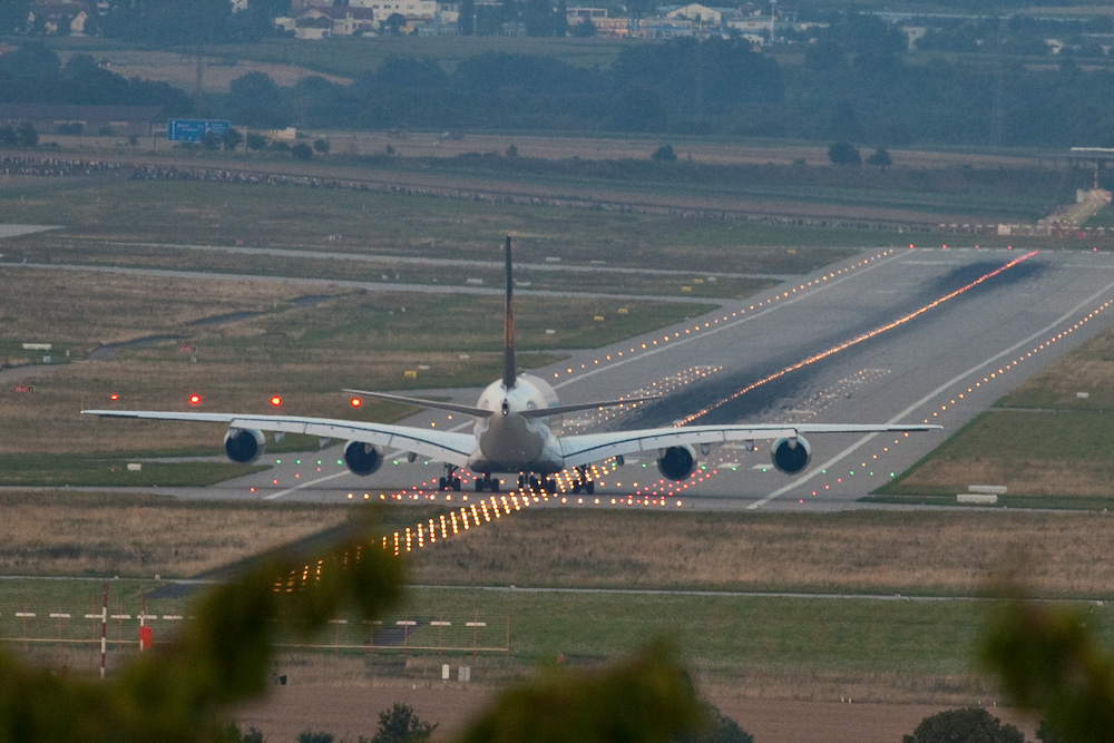 D-AIMA Airbus A380 Lufthansa Weidacher Höhe_03.jpg