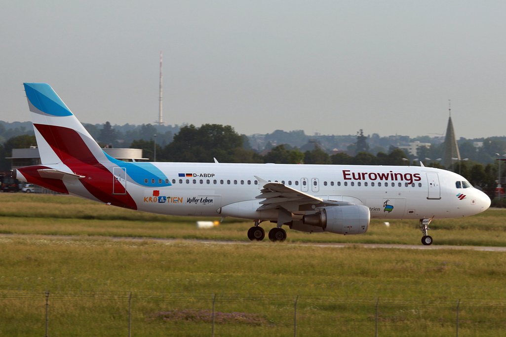 VP-CUH, Dessault-Falcon 7x, VW-Air Services