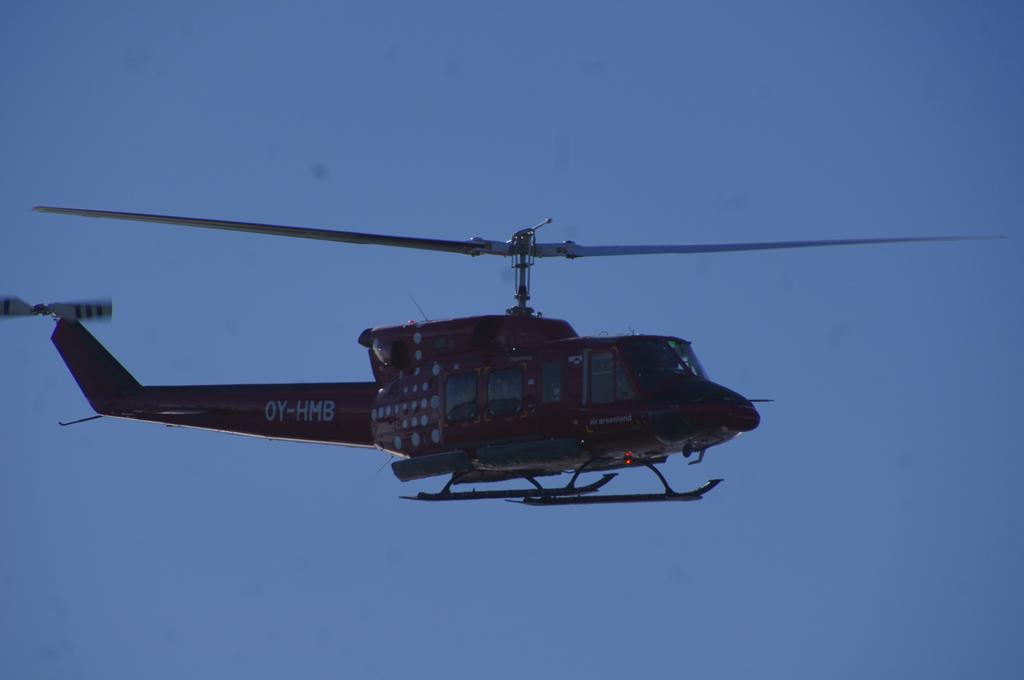 Bell 212 OY HMB<br />Abflug Thule/THU