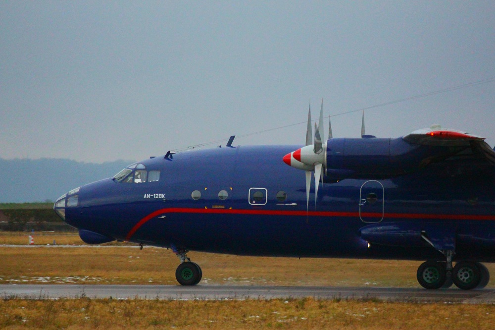Ukraine Air Alliance // Antonov AN-12BK // UR-CNT
