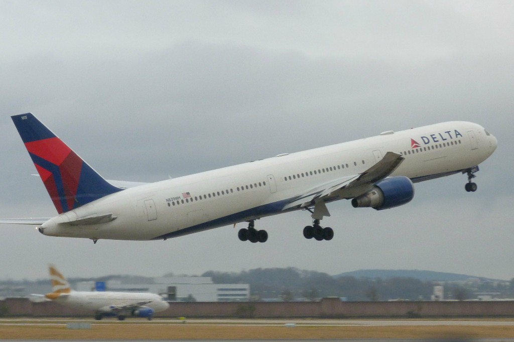 N839MH.     767-432(ER).     Delta Airlines