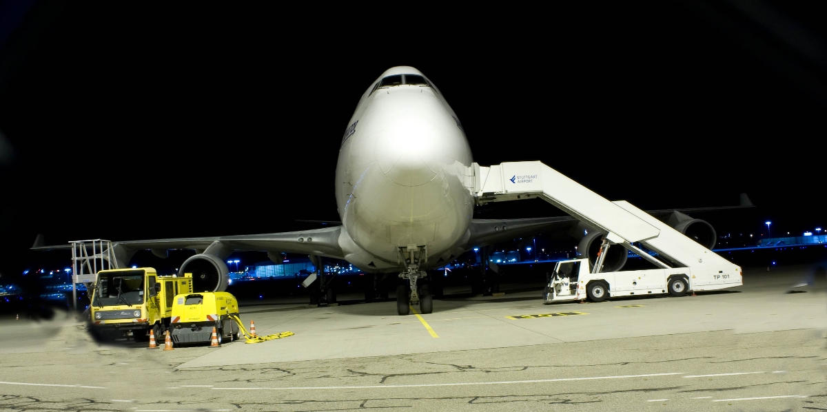 Air Atlanta Icelandic - Boeing 747-400F (engine closeup) TF-AMQ