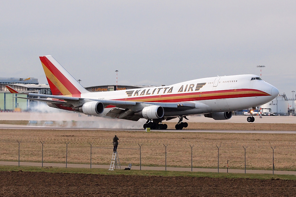 N741CK Kalitta Air Boeing 747-4H6(BCF)