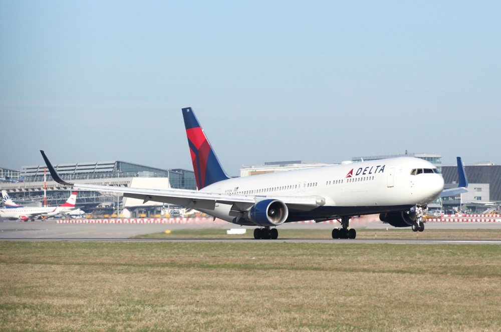 Delta Airlines // Boeing 767-332(ER) // N175DN