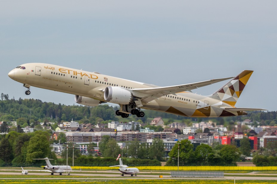 Etihad Airways Boeing 787-9 Dreamliner A6-BLE