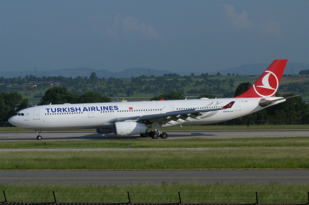TC-JNH  A330-343  Turkish Airlines