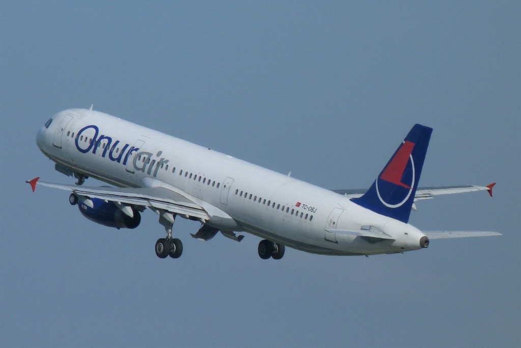 TC-OBJ  A321-231  Onur Air