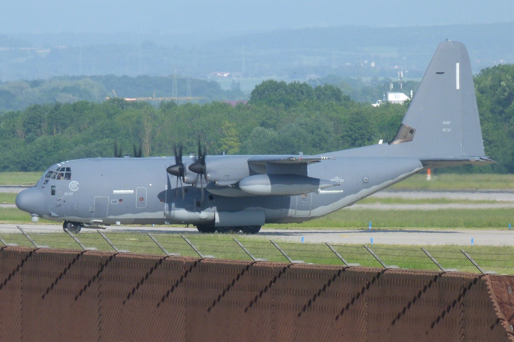 11-5737  MC-130J  67th SOS USAF