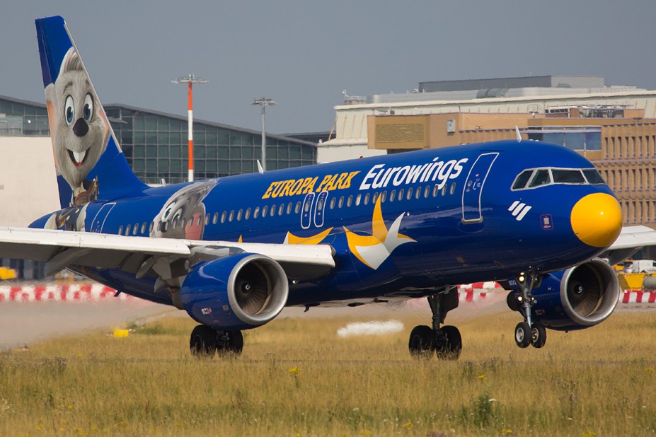 D-ABDQ.jpg (764.99 KiB) 6260 mal betrachtet D-ABDQ.jpg