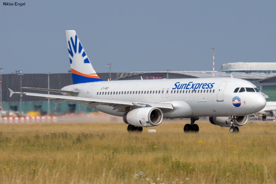 IMG_4007.jpg (399.45 KiB) 6064 mal betrachtet IMG_4007.jpg