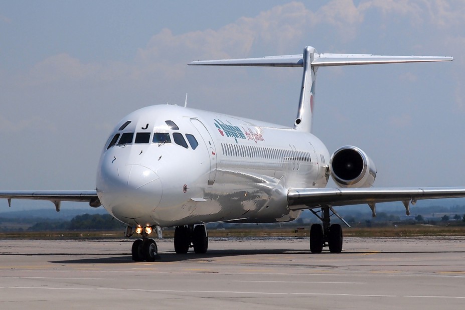 LZ-LDJ Bulgarian Air Charter McDonnell Douglas MD-82.jpg