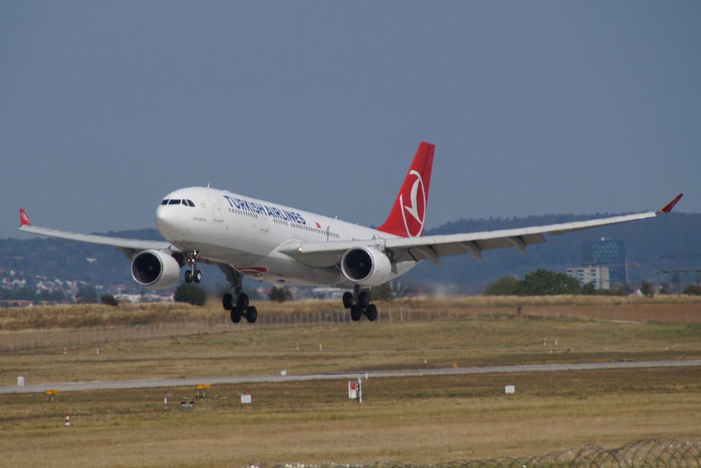 TC-JIR      A330-223      Turkish Airlines