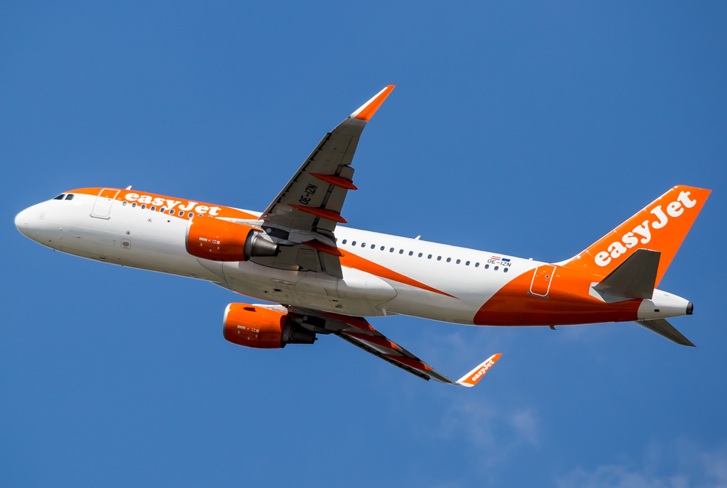 EasyJet Europe / OE-IZN / Airbus A320-214