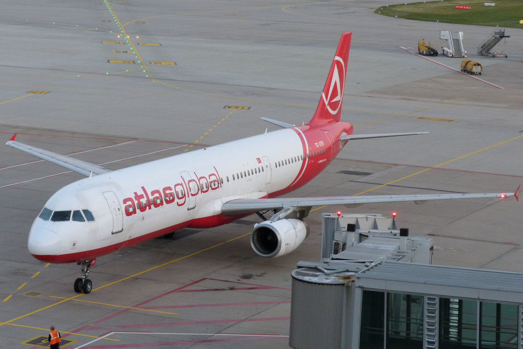 TC-ETF    A321-231    Atlasglobal