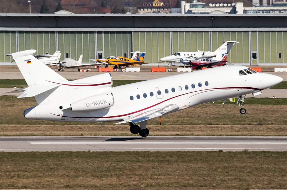 DC Aviation / D-AUCR / Dassault Falcon 900DX