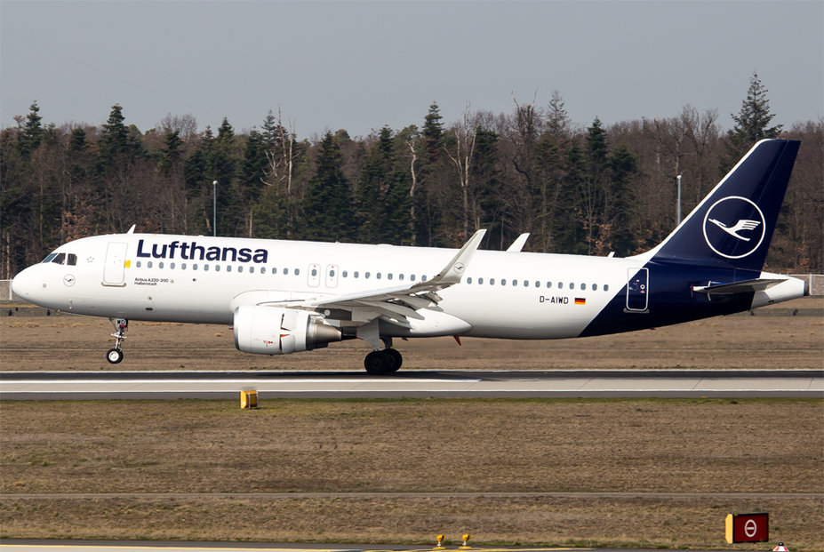 Lufthansa / D-AIWD / Airbus A320-214