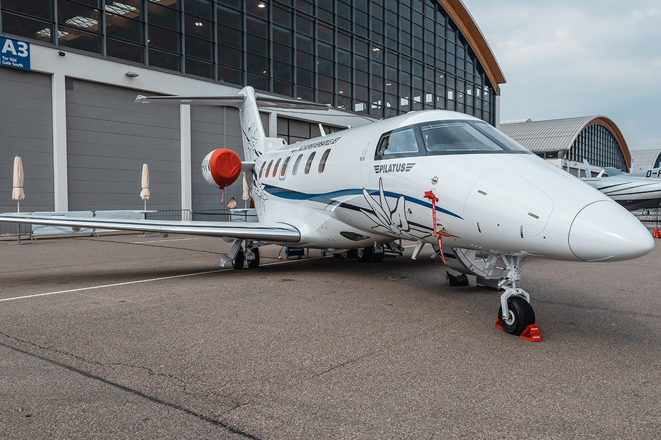 IMG_9800.jpg (600.95 KiB) 5065 mal betrachtet HB-VVV Pilatus PC-24