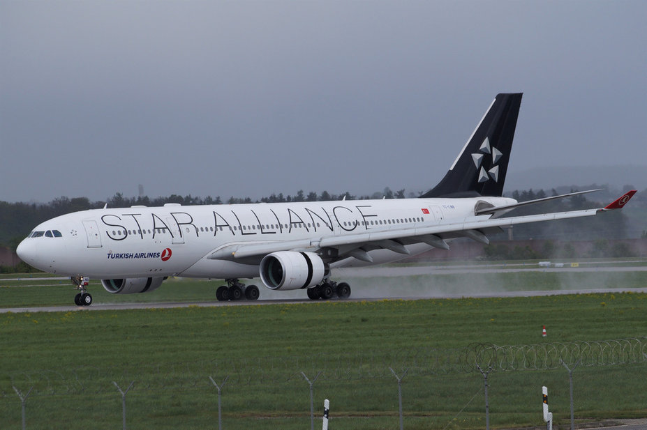 TC-LNB    A330-223    Turkish Airlines