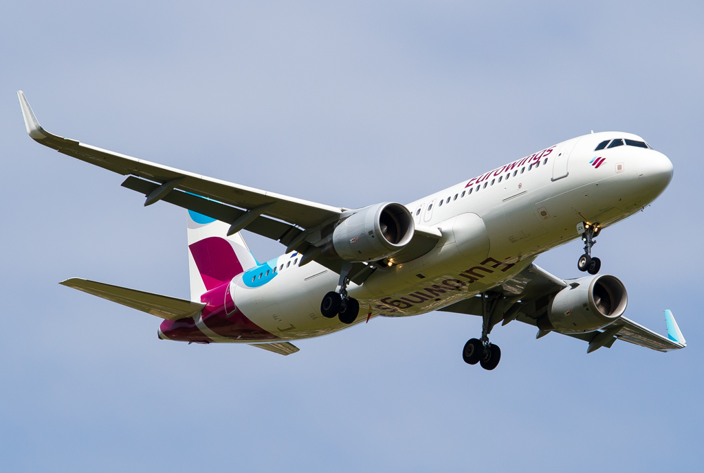 Eurowings / D-AIZV / Airbus A320-214