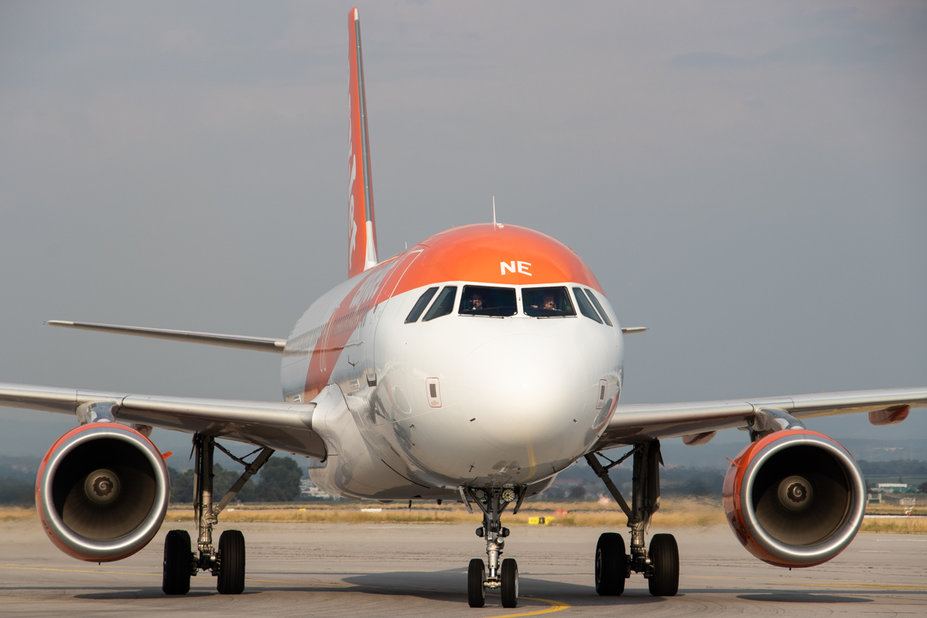 easyjet.jpg (464.95 KiB) 4198 mal betrachtet easyjet.jpg