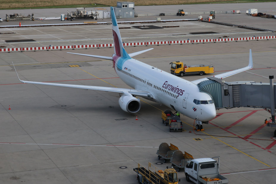 D-ABKM // Boeing 737-86J (9 Jahre alt) // Eurowings operated by TUI fly // EW7048 aus Hamburg