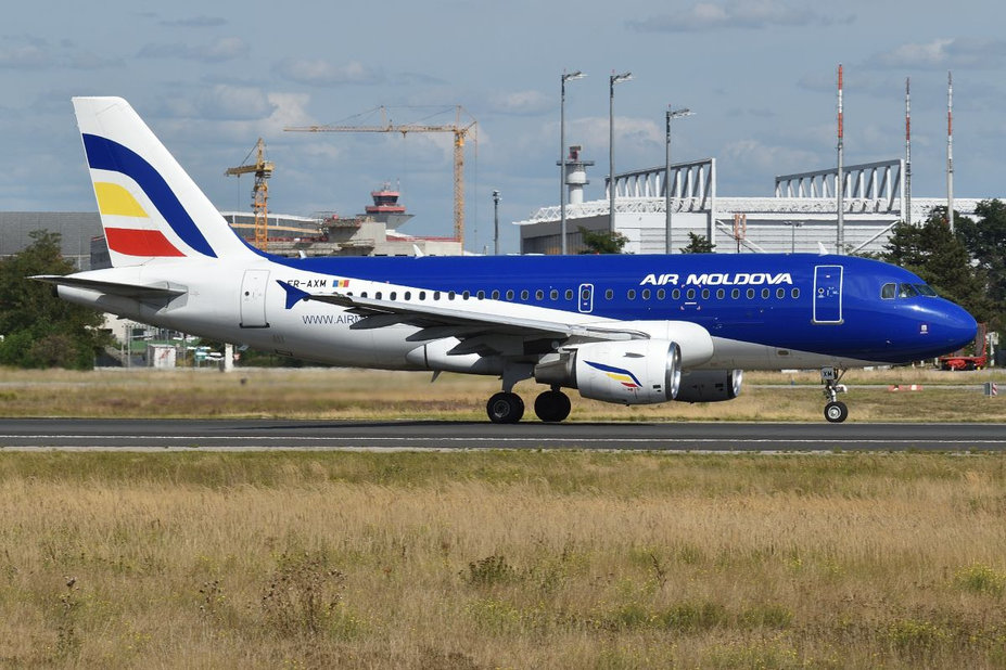 ER-AXM Airbus A319-112 Air Moldova