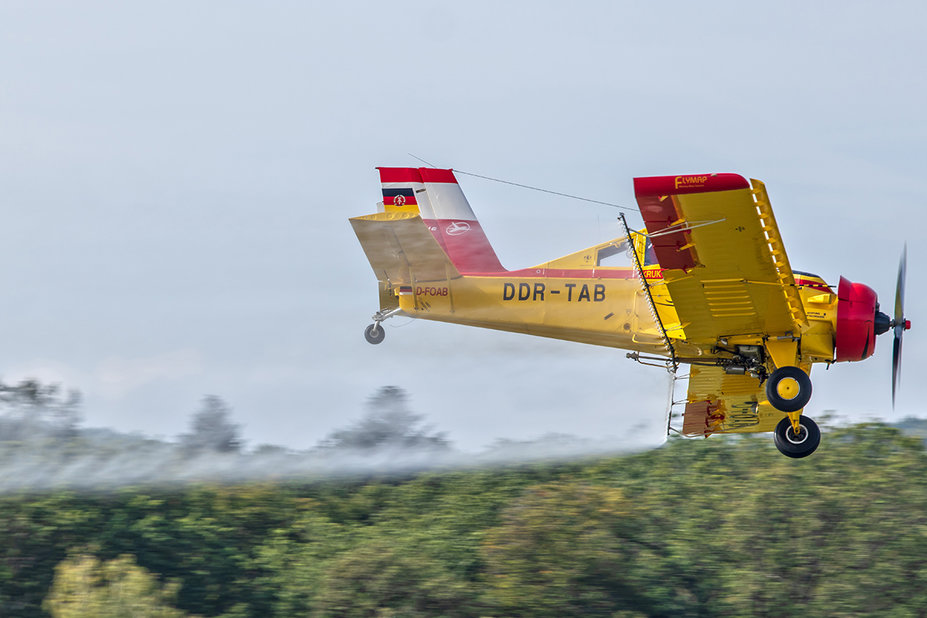 IMG_9882.jpg (527.73 KiB) 8378 mal betrachtet D-FOAB<br />PZL-106A Kruk