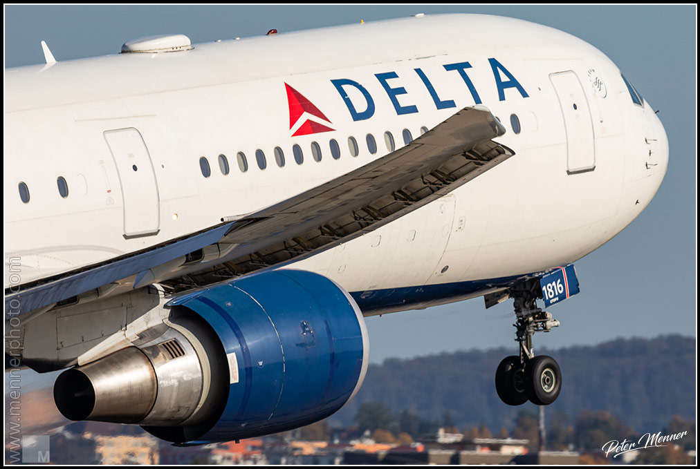 av_edds_delta_takeoff_closeup.jpg