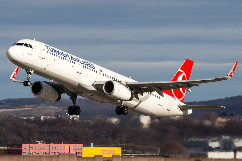 Turkish Airlines / TC-JSP / Airbus A321-231